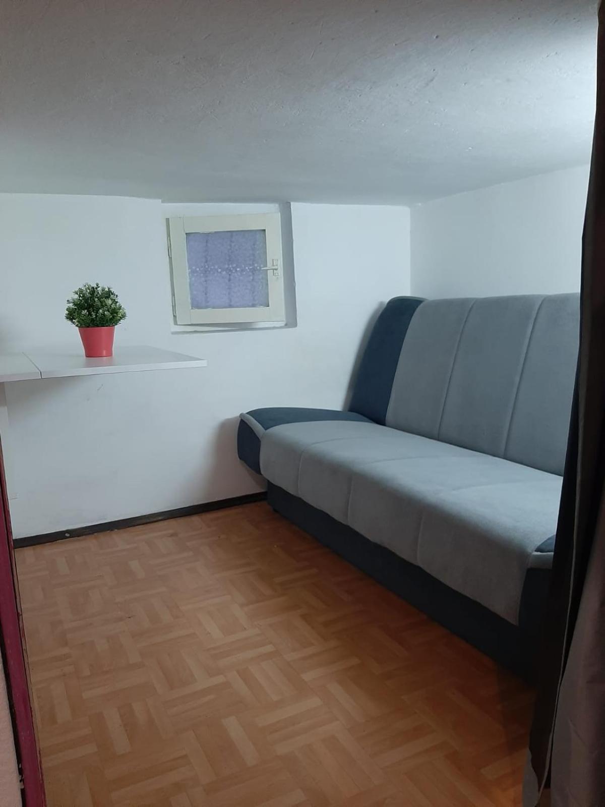 Smart Hostel Belgrado Esterno foto